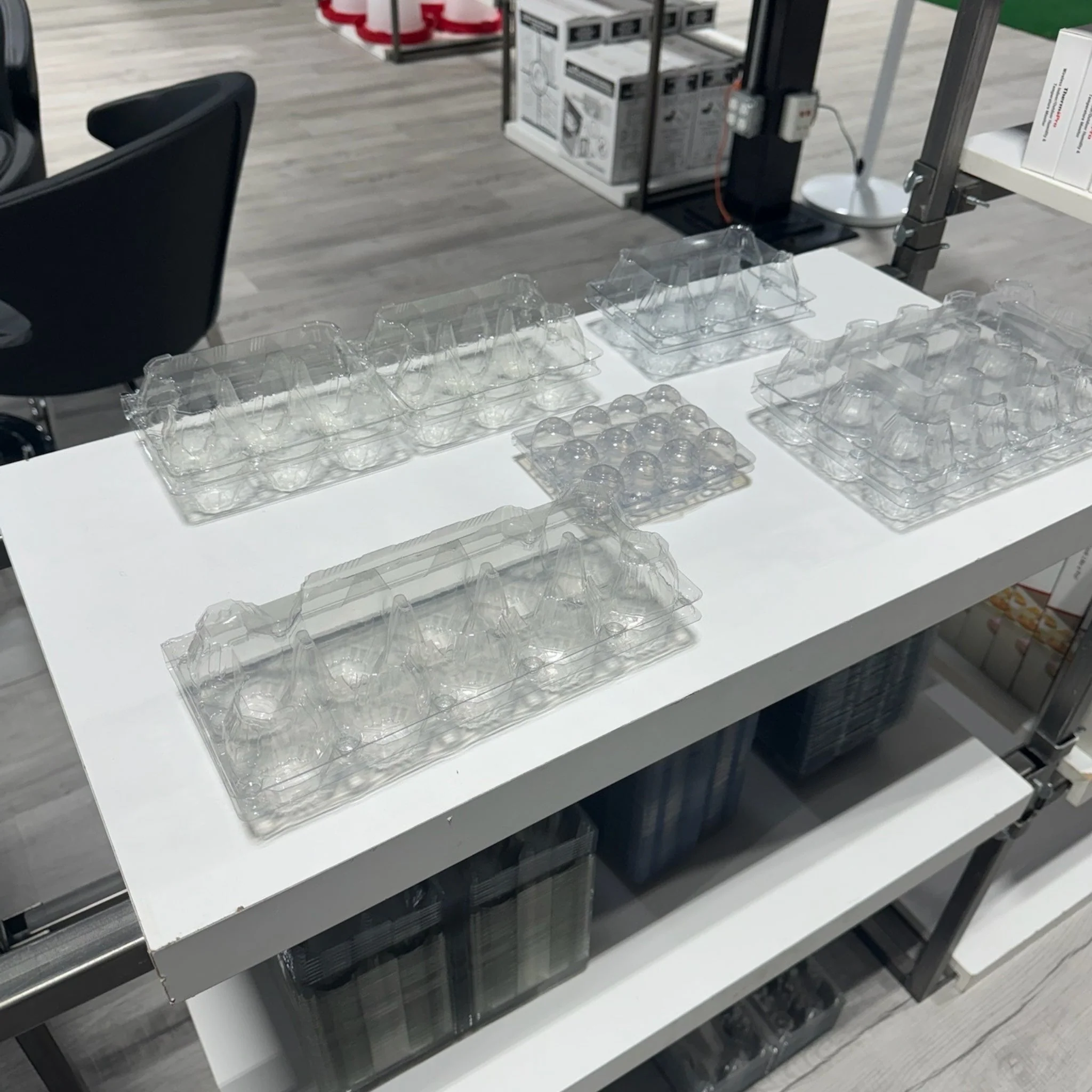 6-Egg Carton - Clear Plastic - Image 5