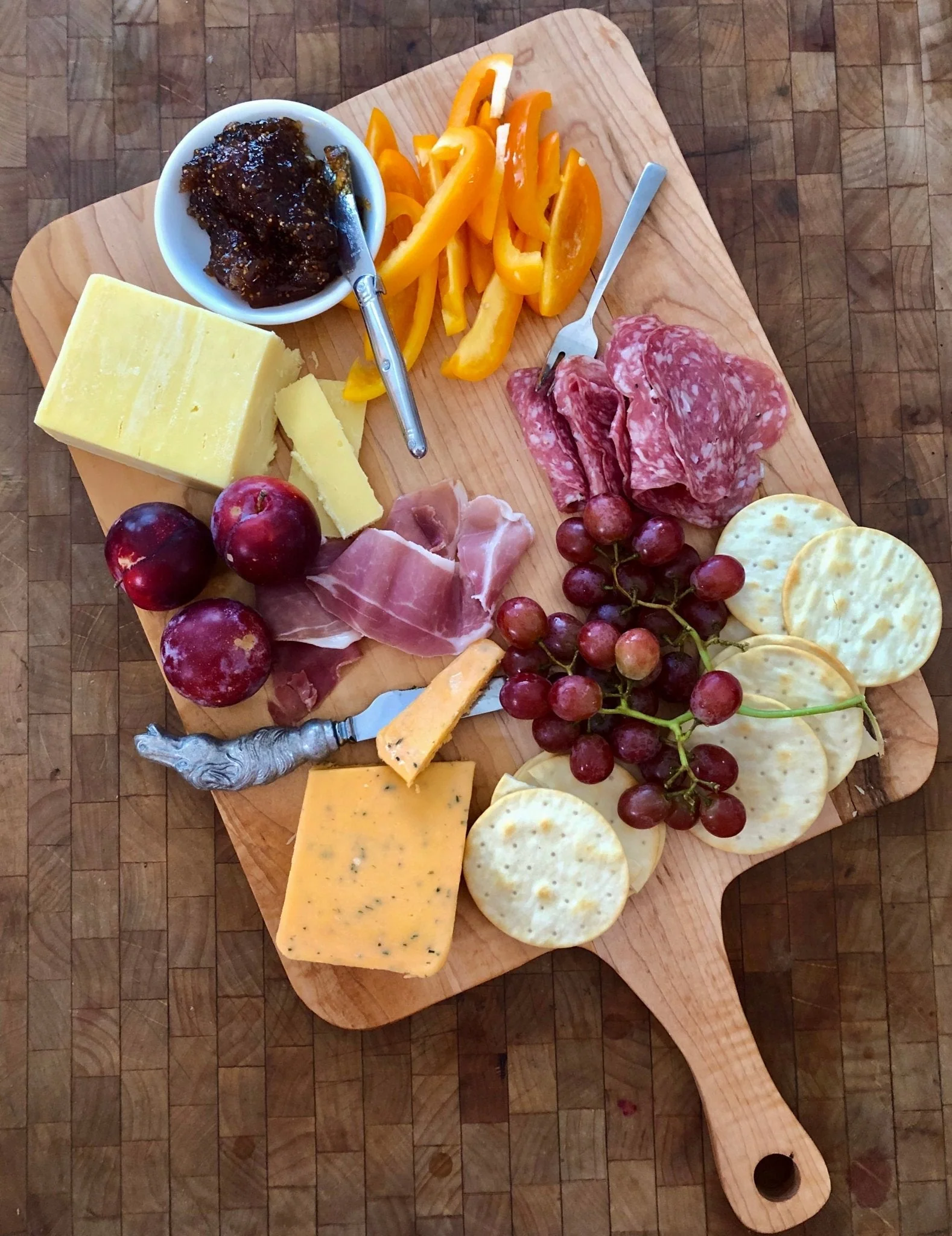 Best Charcuterie Board - American Maple Custom Medium Charcuterie Board - Vintage Style Rectangle French Board - Image 2