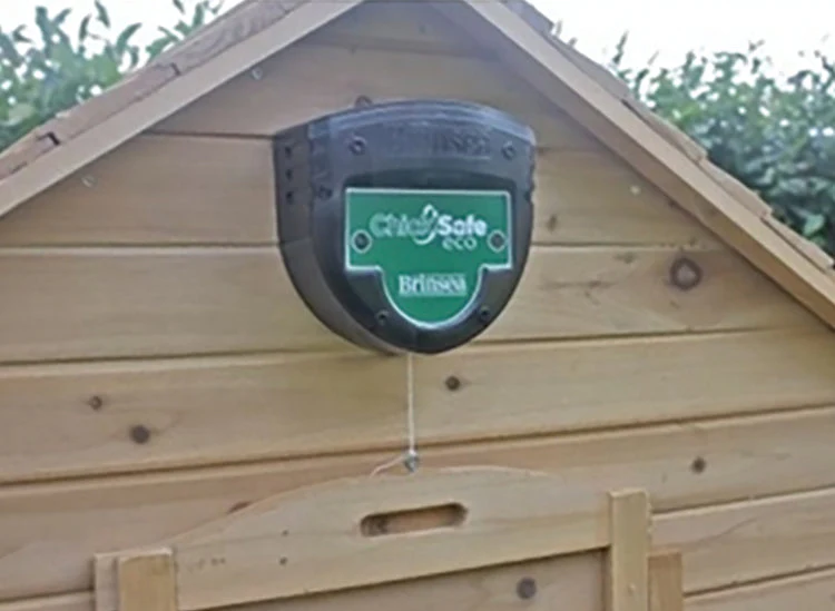 Chicksafe Eco Automatic Chicken Coop Door Opener - Image 3