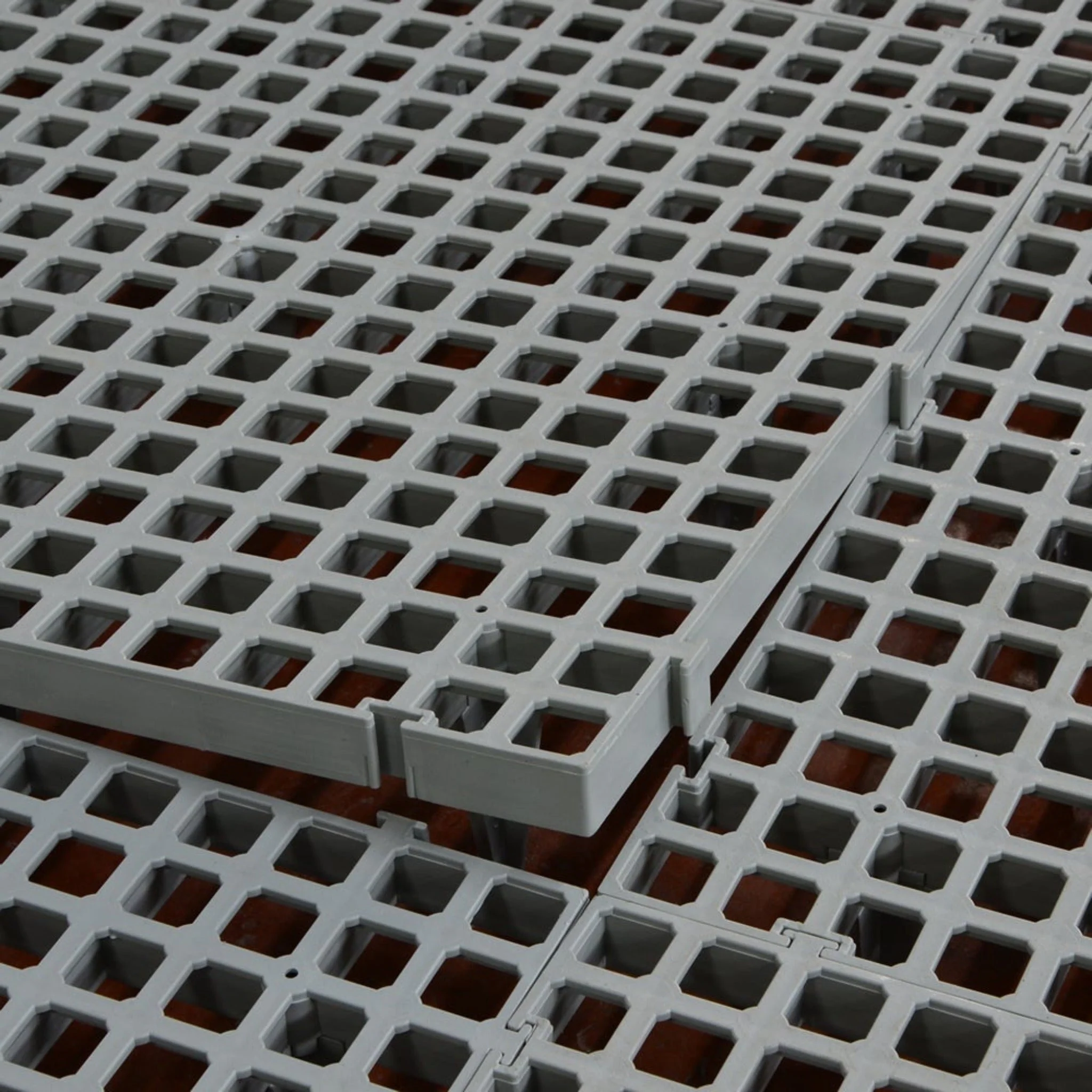 Dog Kennel Flooring - Smaller Holes (No Legs) - Image 2