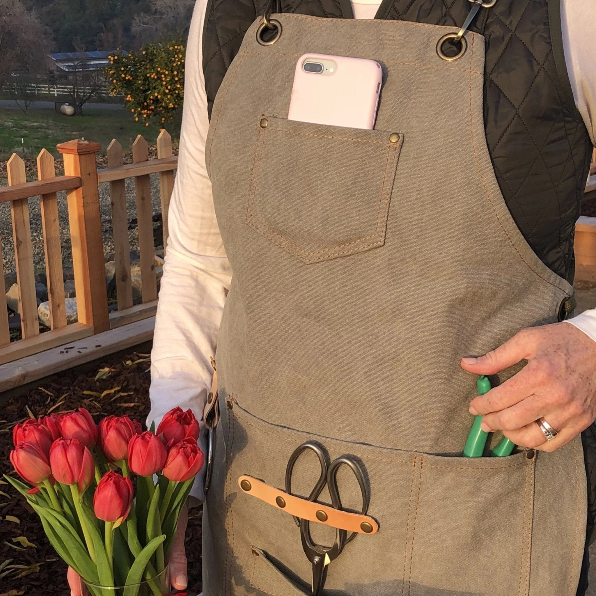 Gardening Apron - Waxed Canvas Apron with Pockets - Image 7