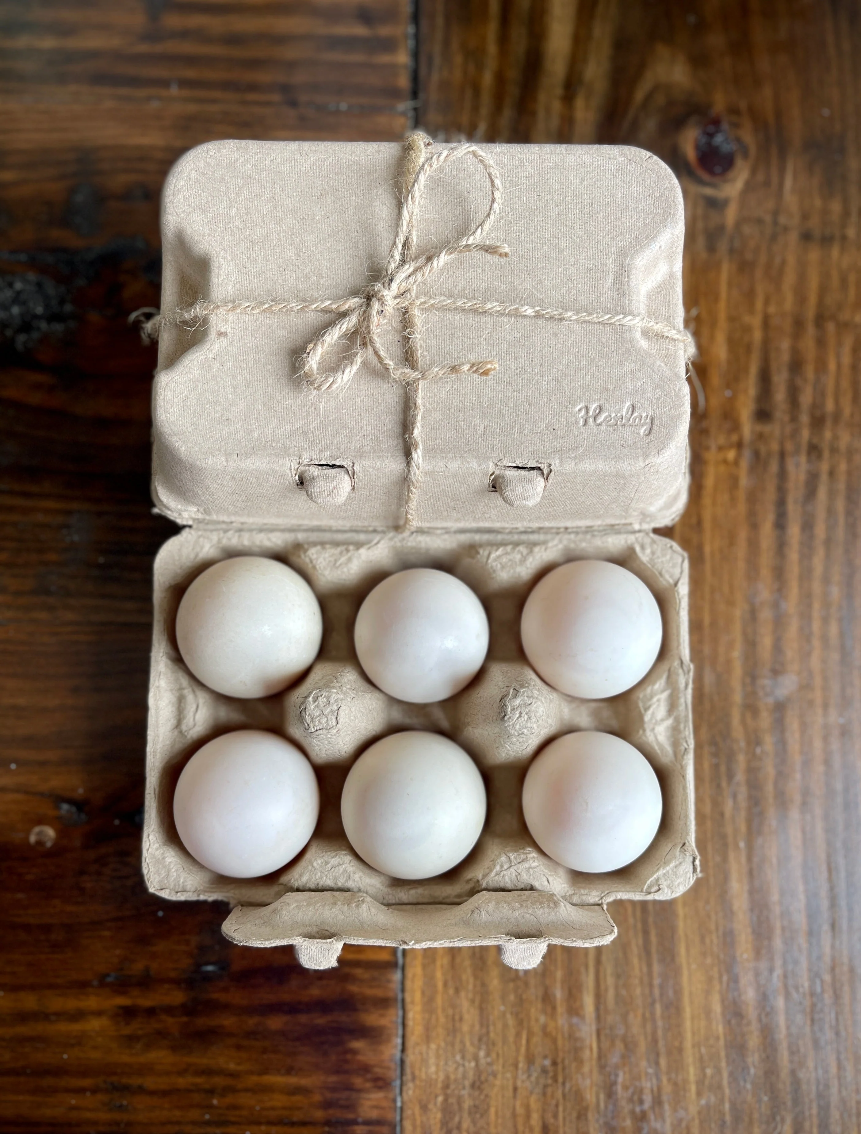 Henlay Duck Egg Cartons - Holds Half Dozen Jumbo Eggs- Blank Flat Top, 2 colors, 20 or 100 - Image 10