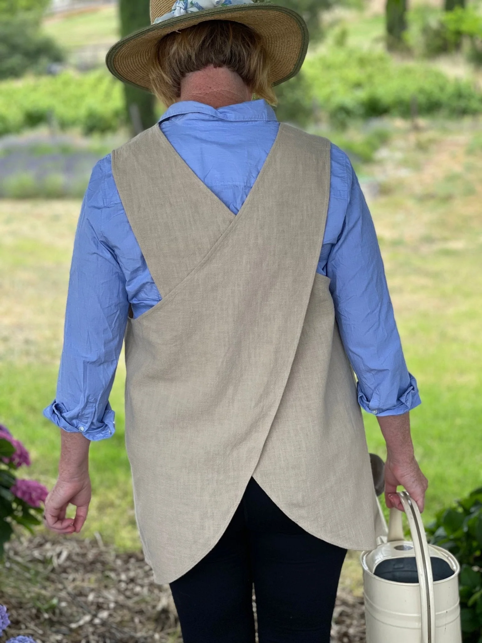 Linen Apron - French Style Crossback - Image 3