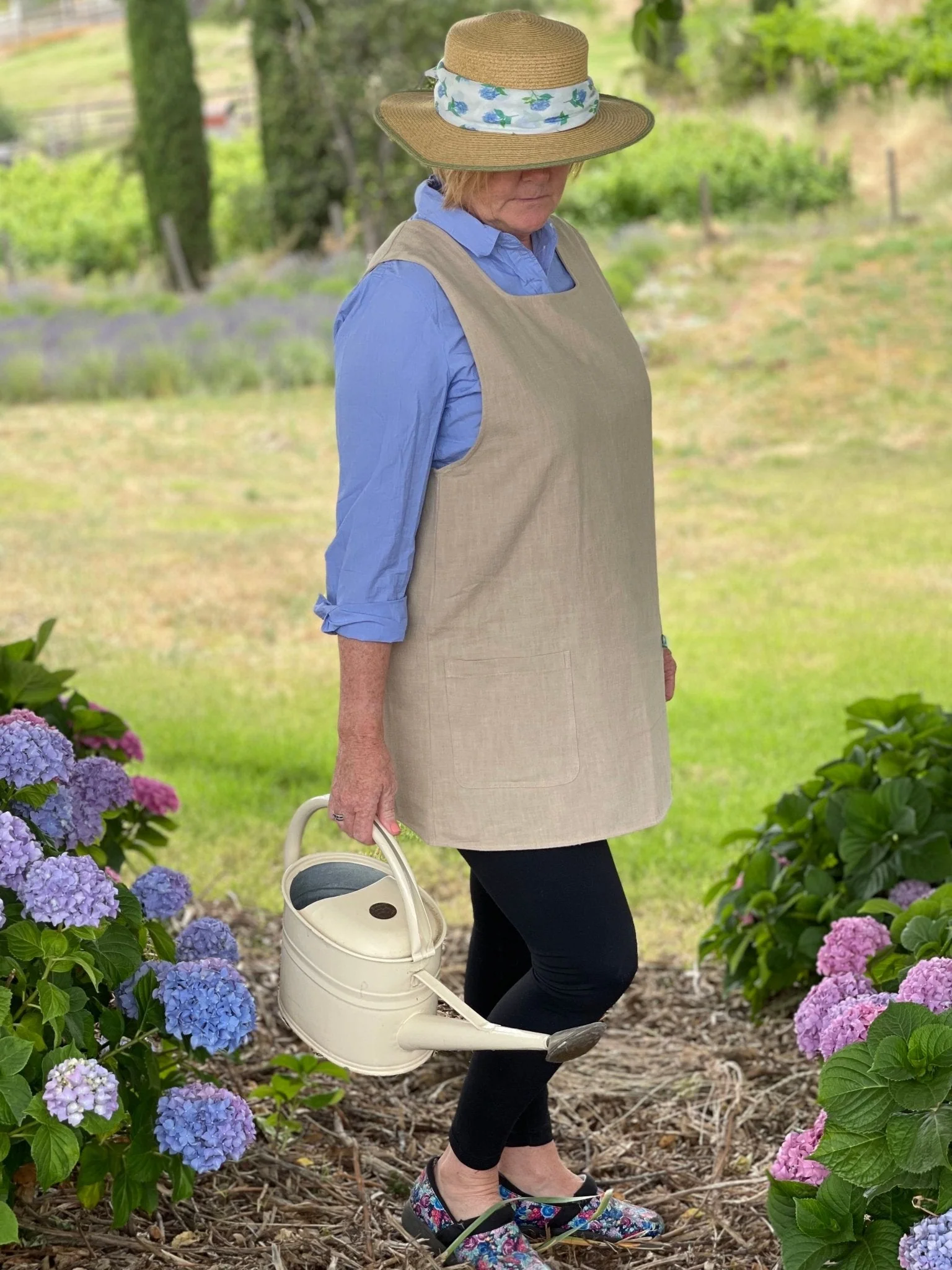 Linen Apron - French Style Crossback - Image 4
