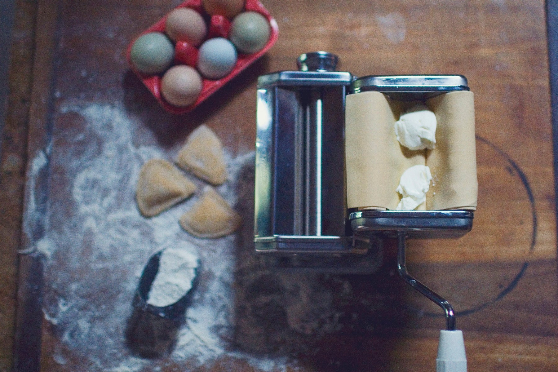 TRADITIONAL STYLE PASTA MACHINE - Image 4
