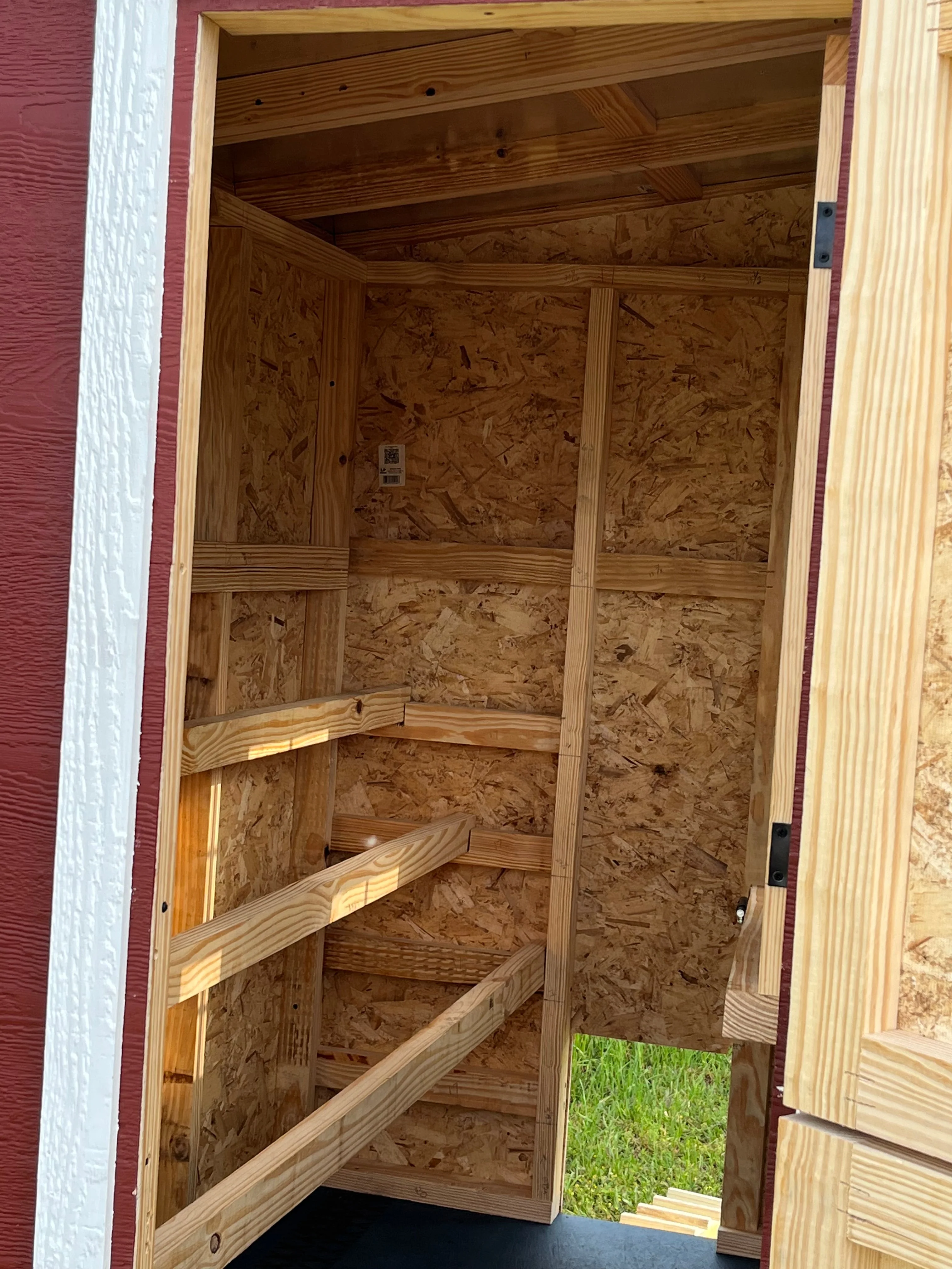 Walk-In Chicken Coop - Up to 18 Chickens - Image 11