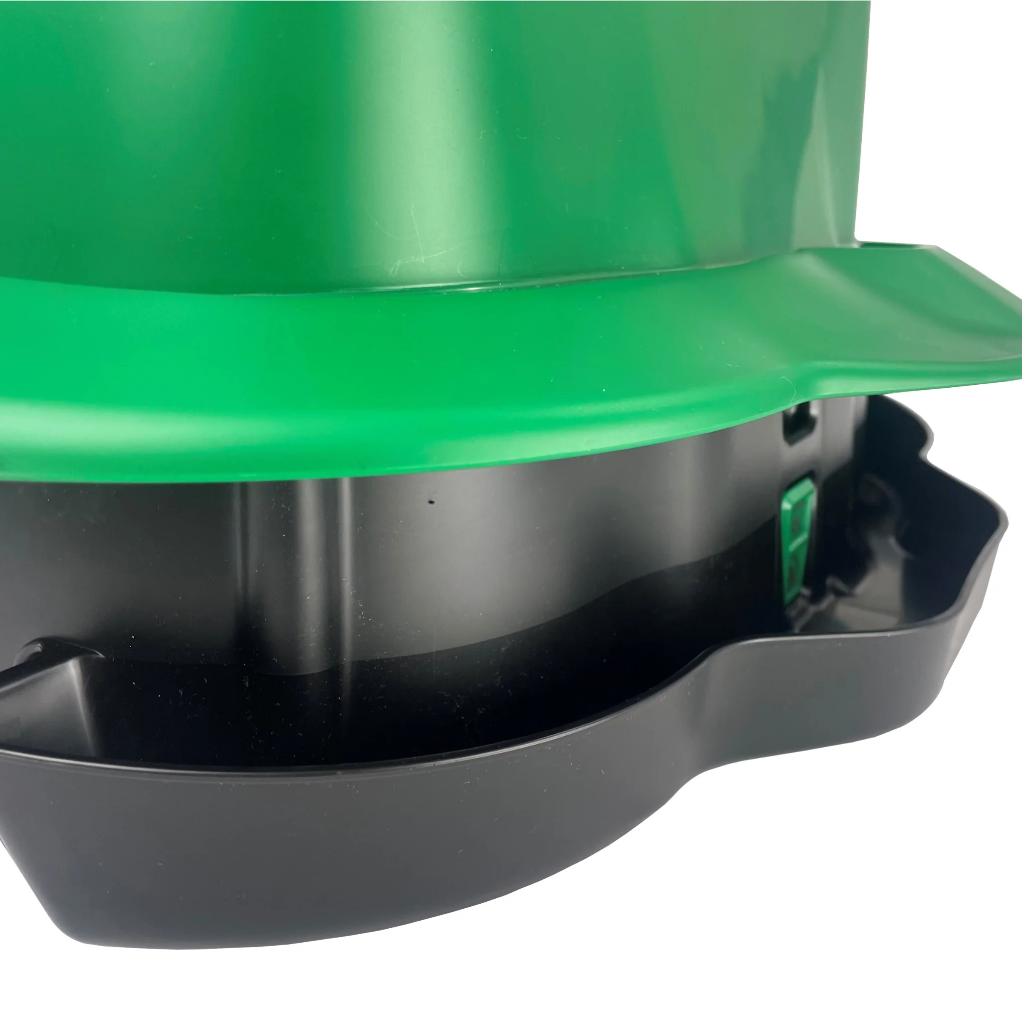 Wise Mountable Drinker - 3 Gallon Poultry & Game Waterer - Image 3