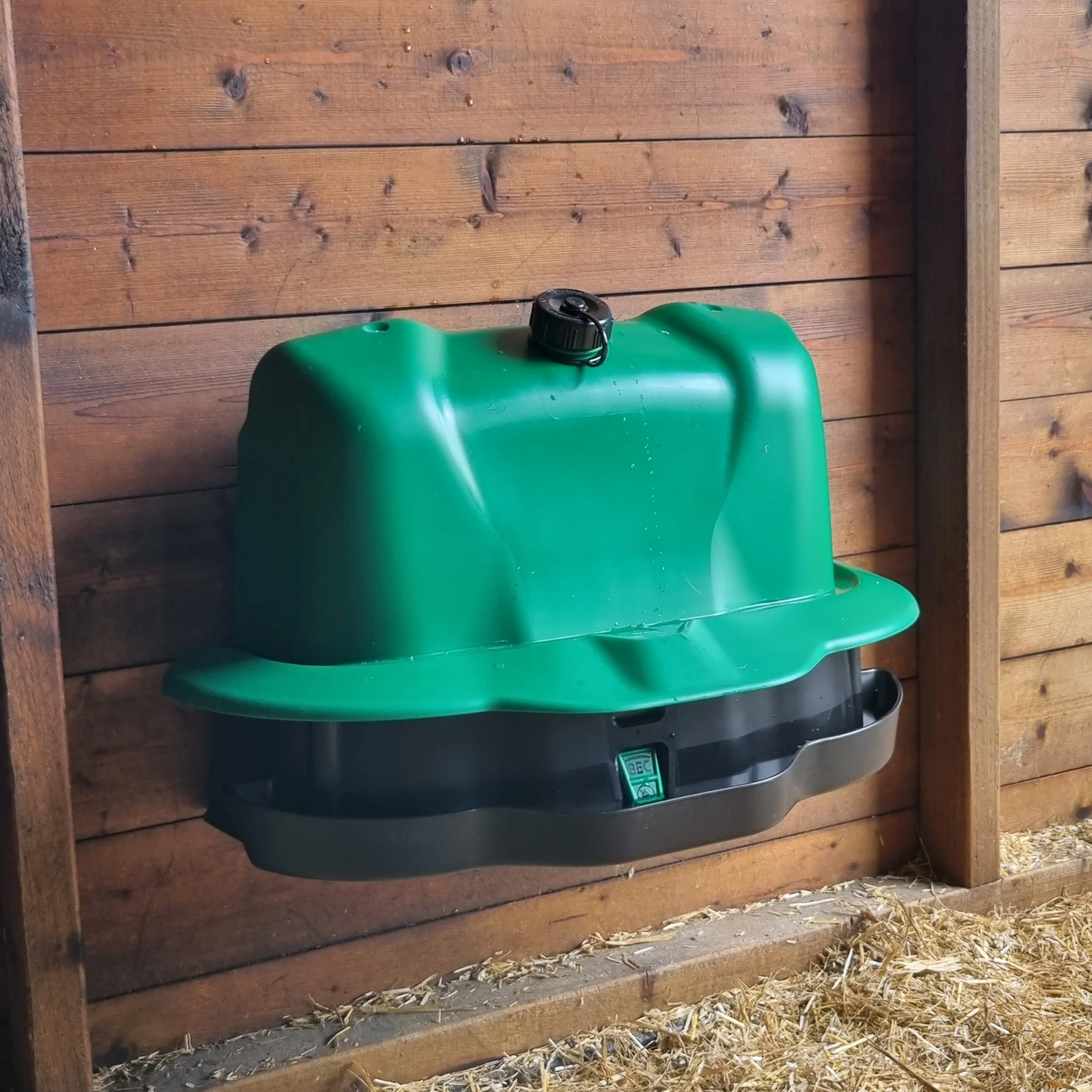Wise Mountable Drinker - 3 Gallon Poultry & Game Waterer - Image 5