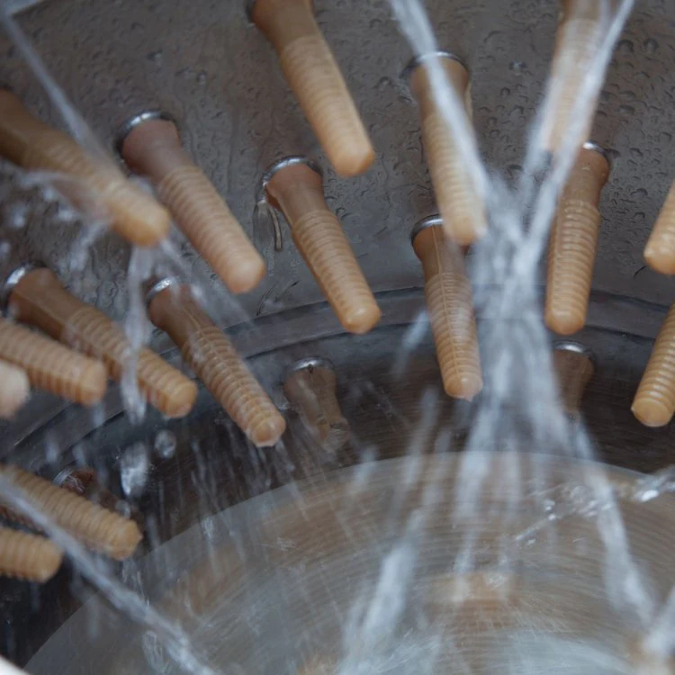 Yardbird Chicken Plucker - Image 3